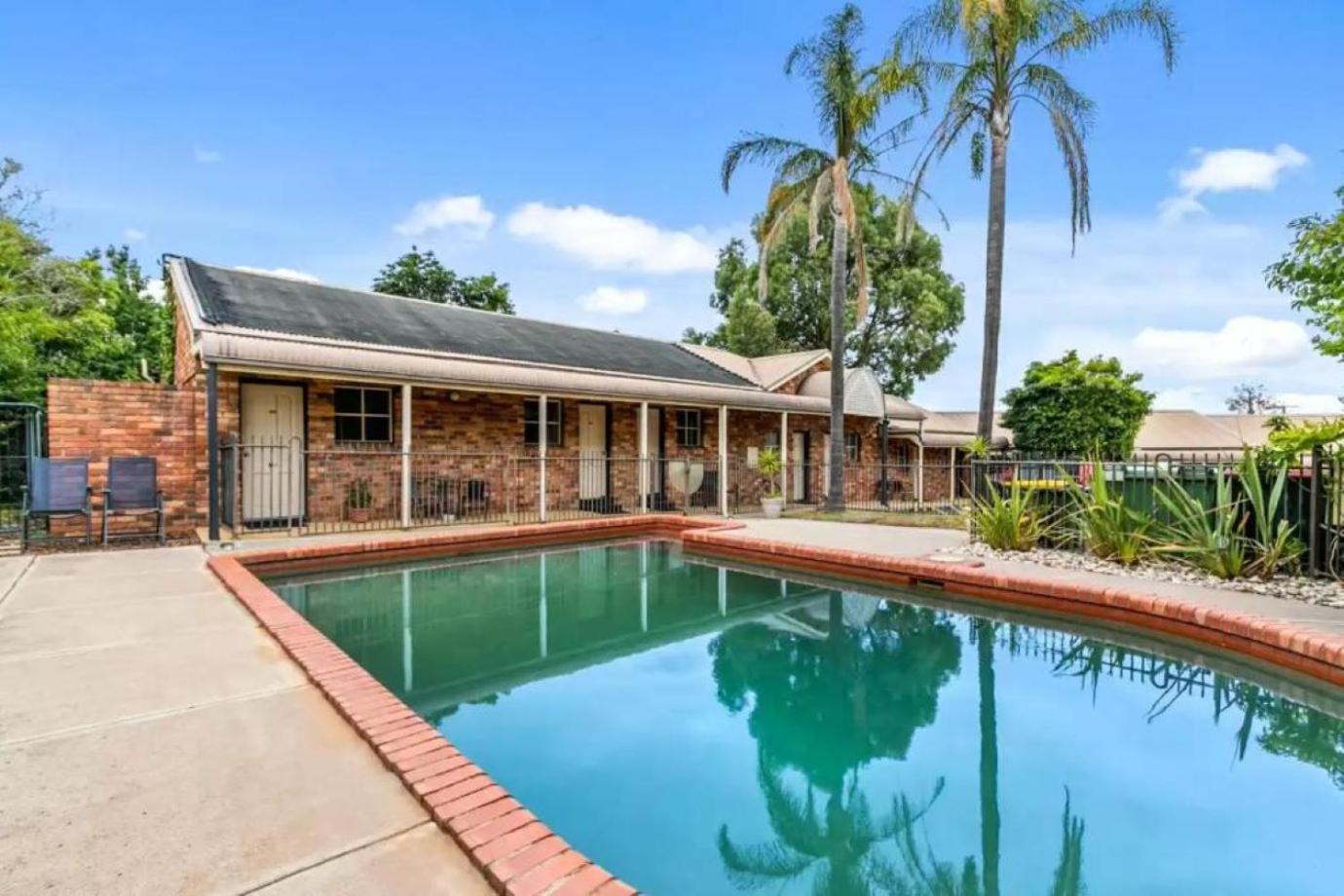 Greensborough Motel Melbourne Dış mekan fotoğraf
