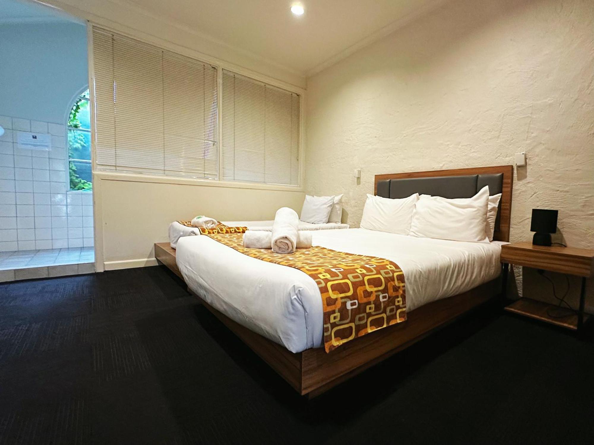 Greensborough Motel Melbourne Dış mekan fotoğraf